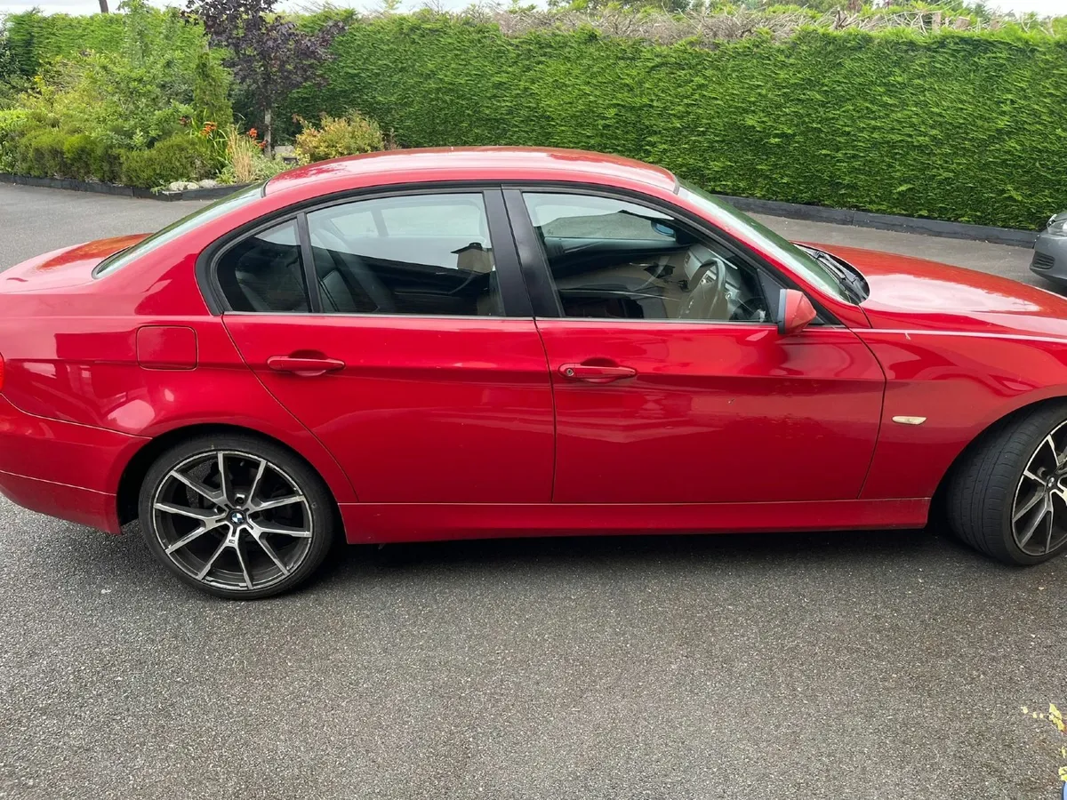 BMW 3-Series 2008 - Image 3