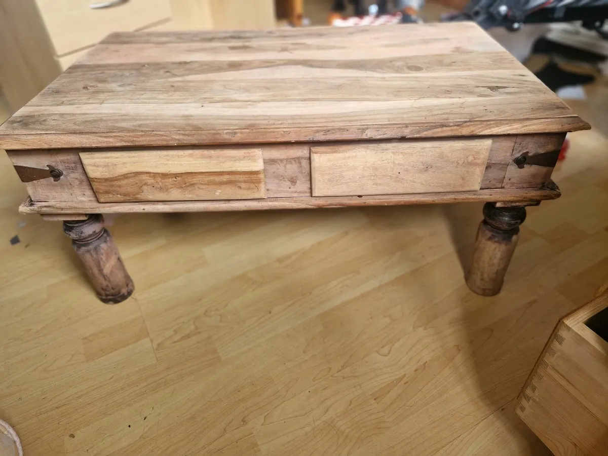 Coffee table - Image 1