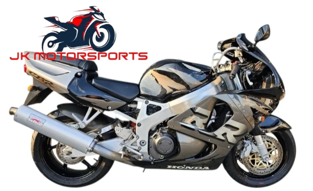 Honda CBR900RR - Image 1