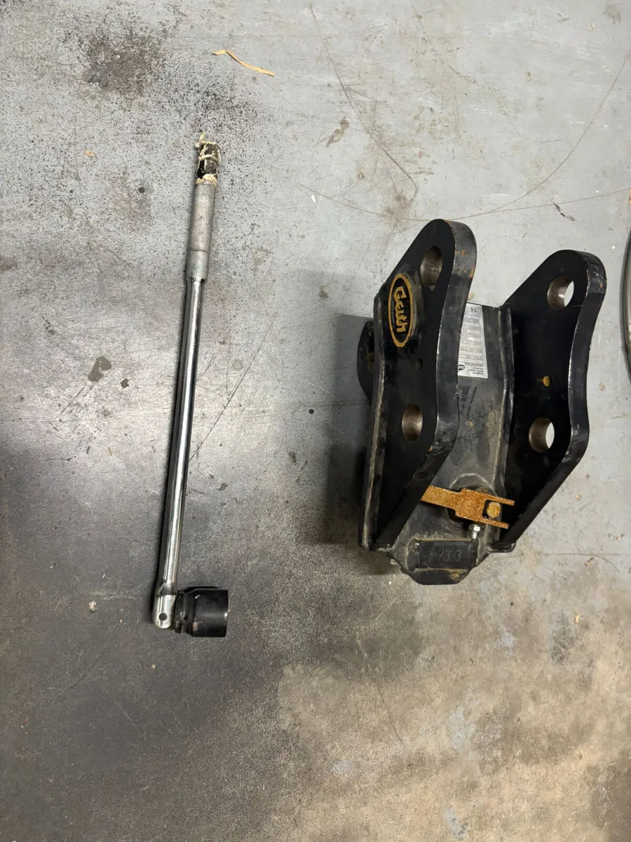 Quick Hitch Geith 3ton 30mm pins - Image 1
