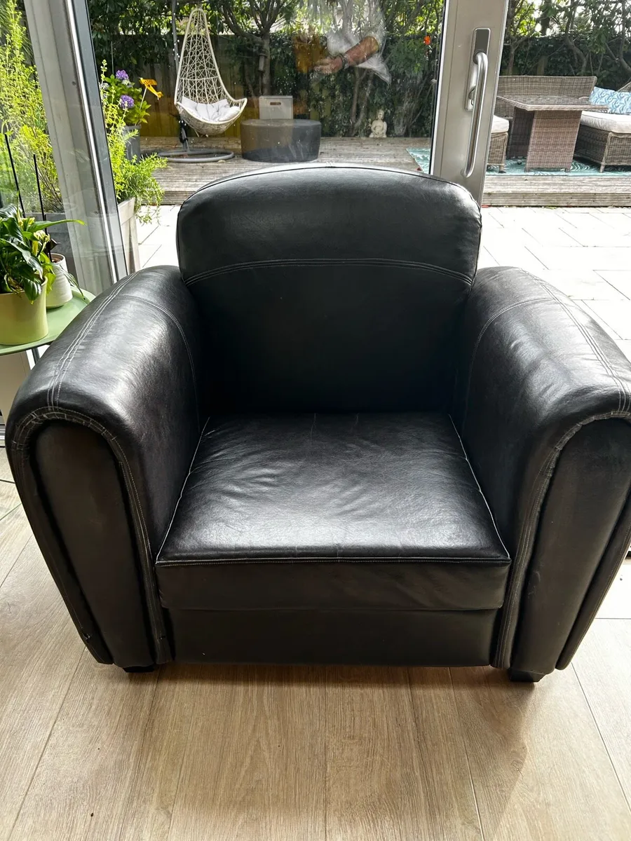 Armchair - Image 2