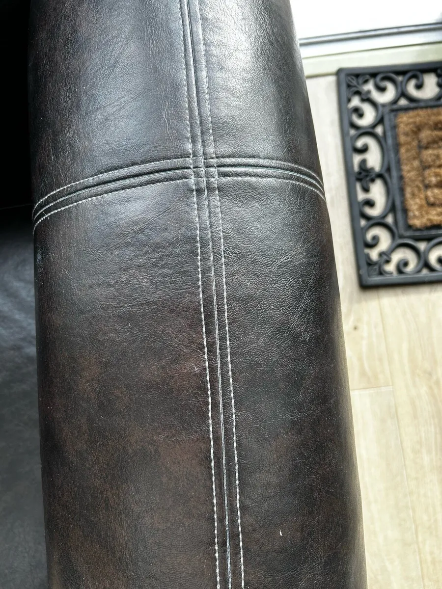 Armchair - Image 4