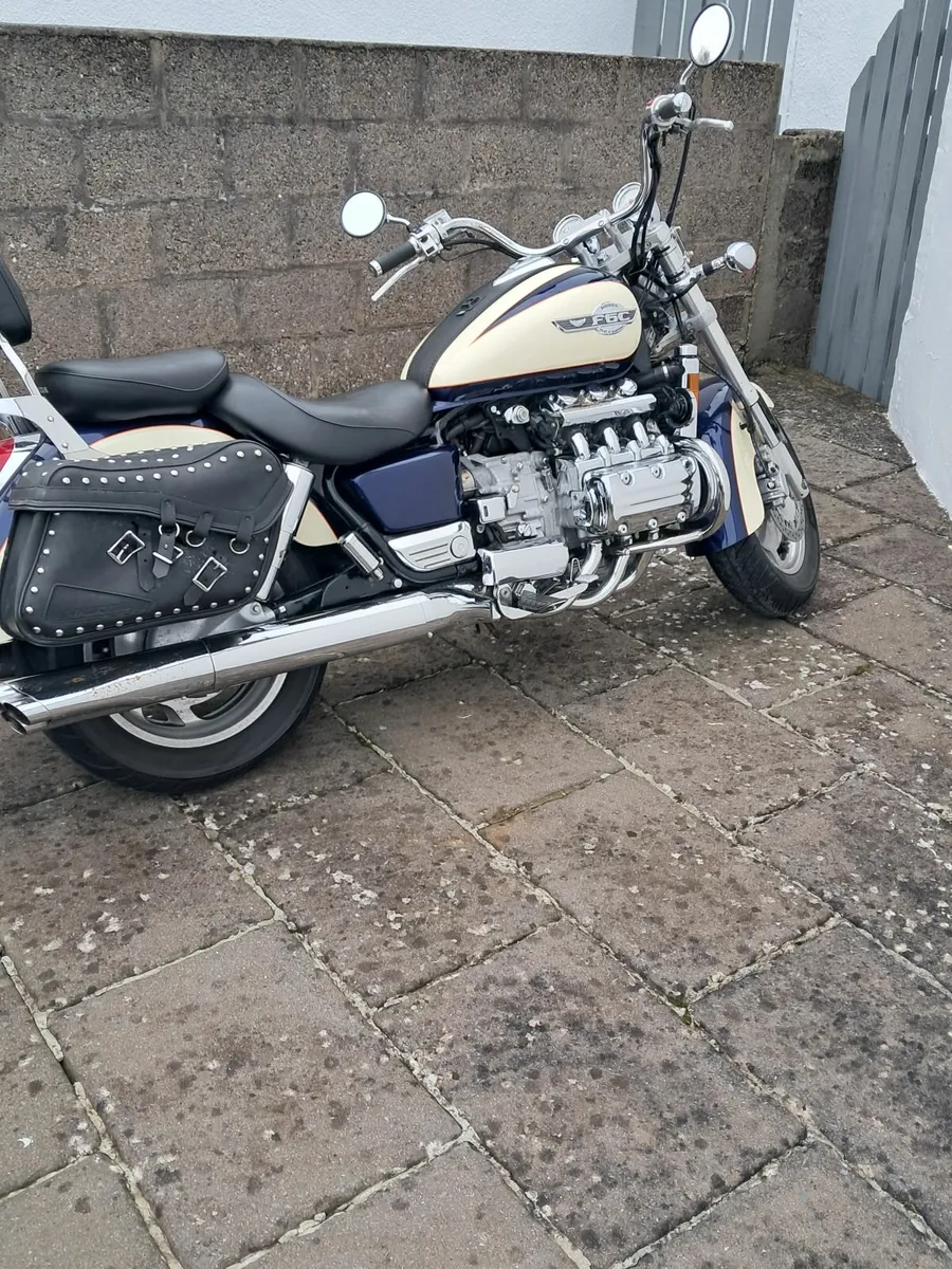 Honda Valkyrie 1998 - Image 1