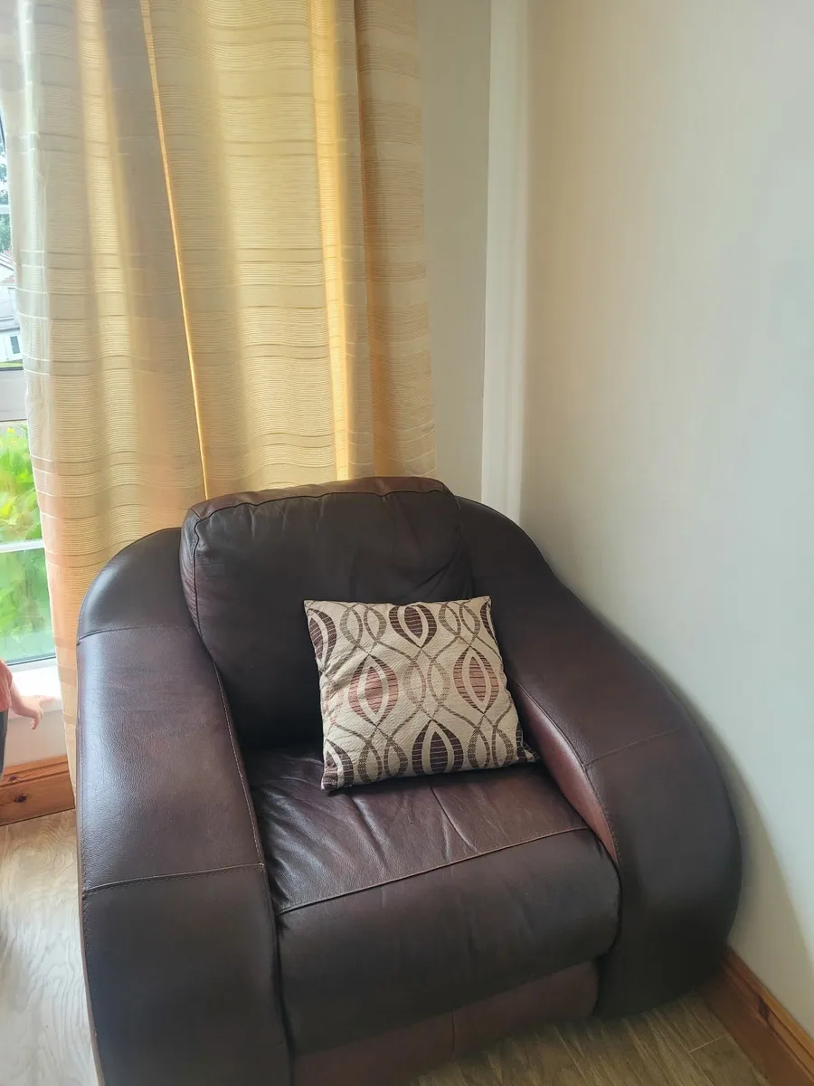 3 Seater and Armchair Brown Leather - Image 2