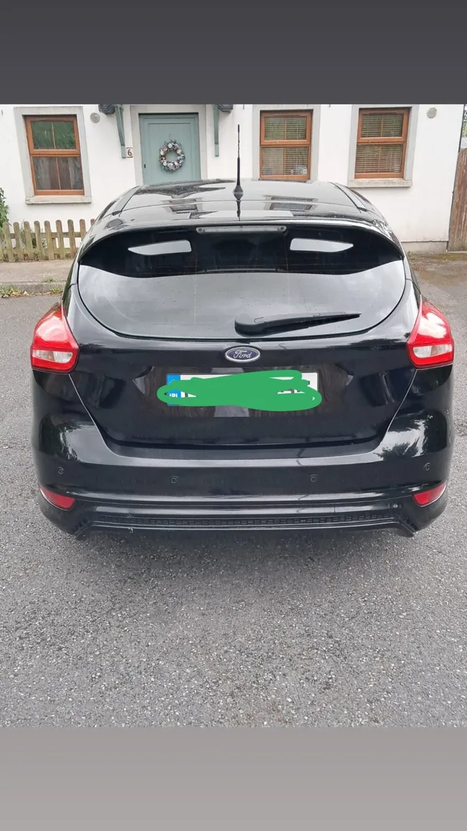 ST line Ford Focus 2017 - Image 2