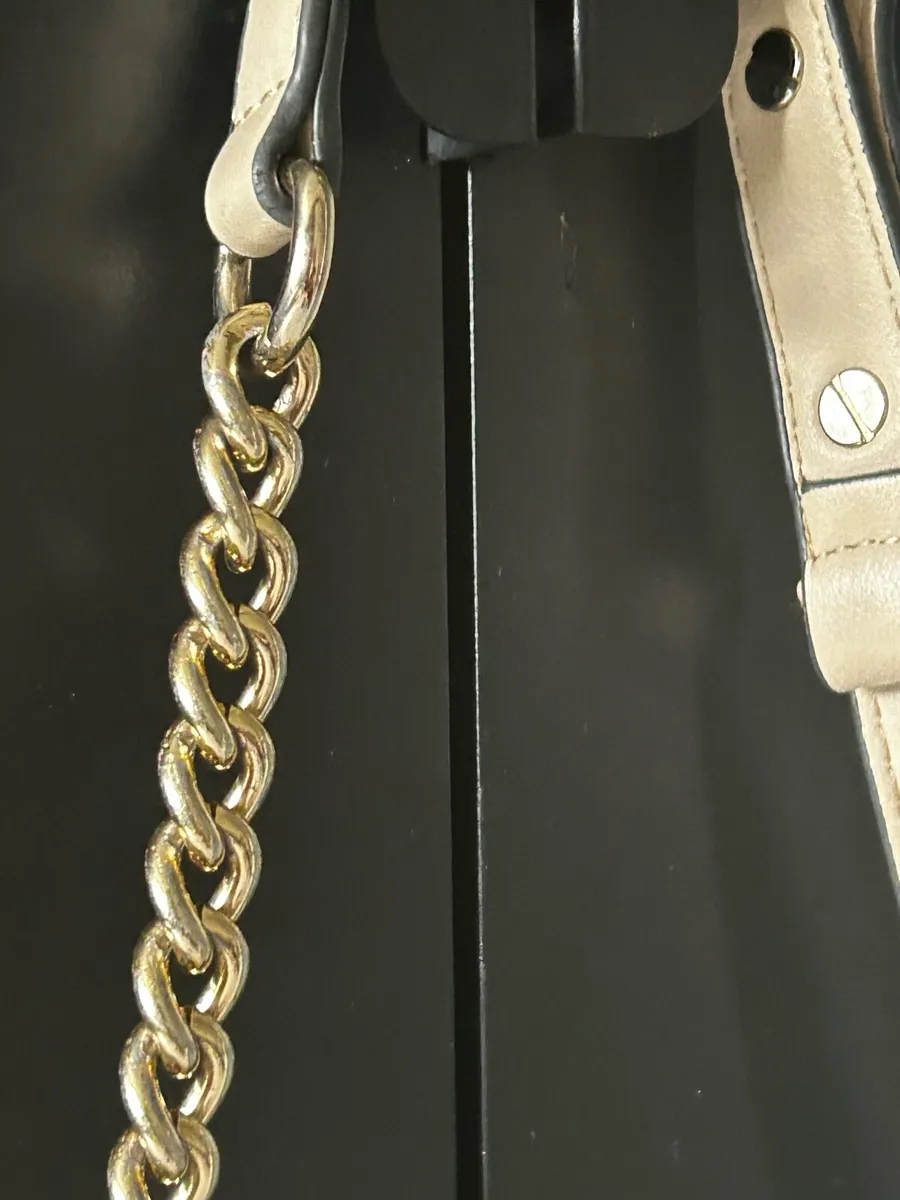 Designed Shoulder Bag - Image 3