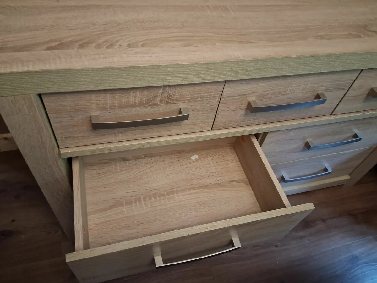 OAK effect 7 drawer Sideboard / Dresser - Image 4