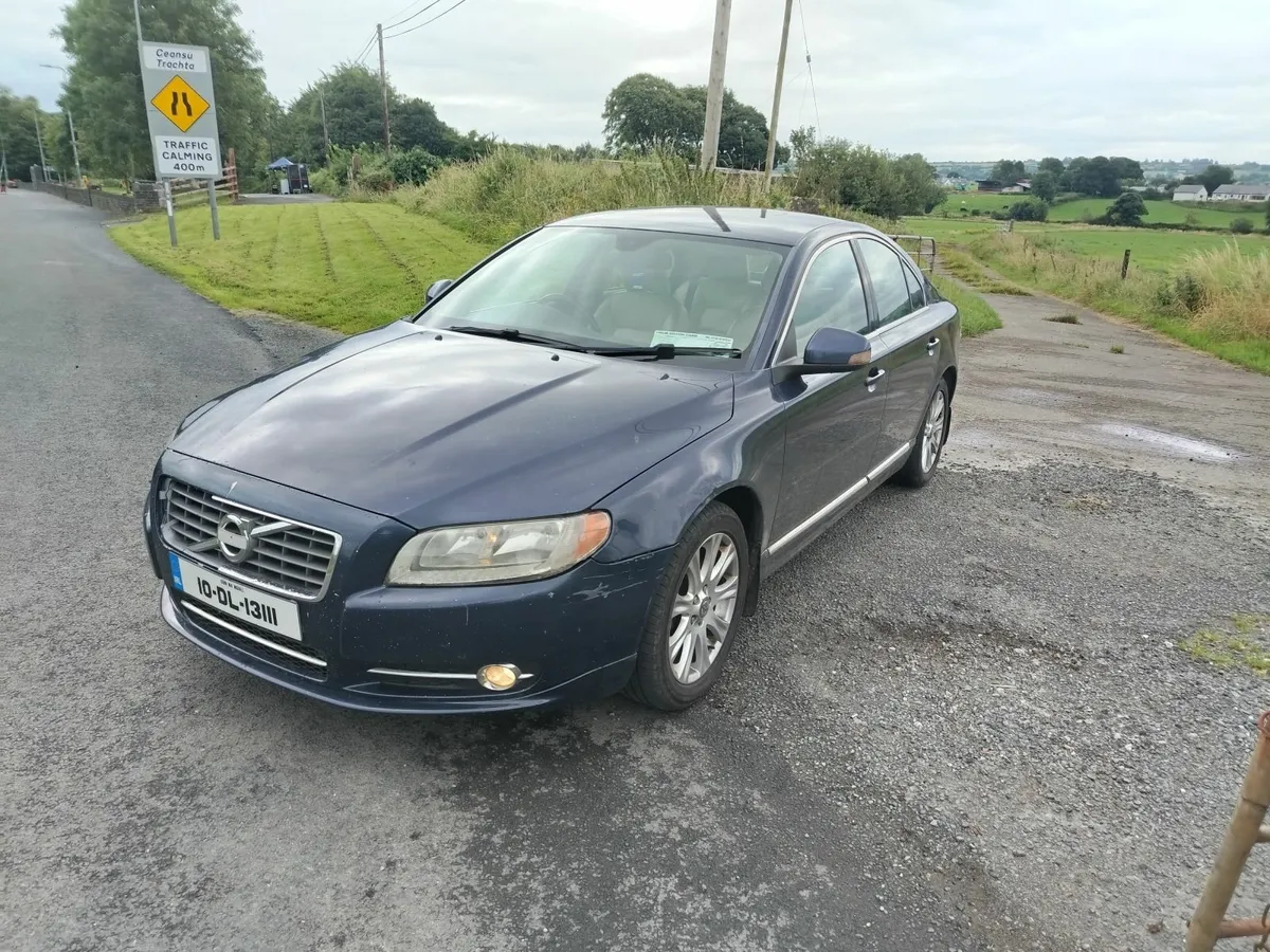 Volvo 80 Series 2010 - Image 1