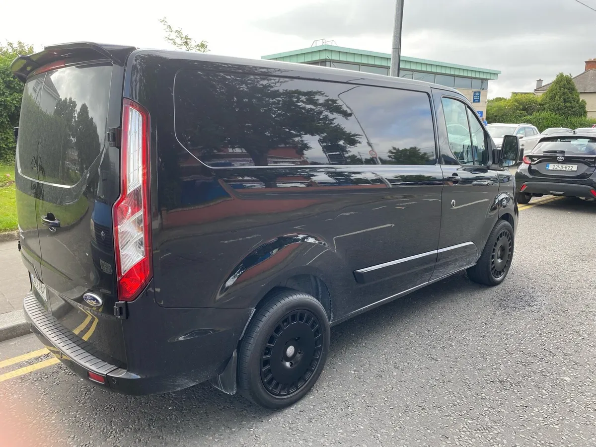 Ford transit custom 280 limited edtion auto - Image 3