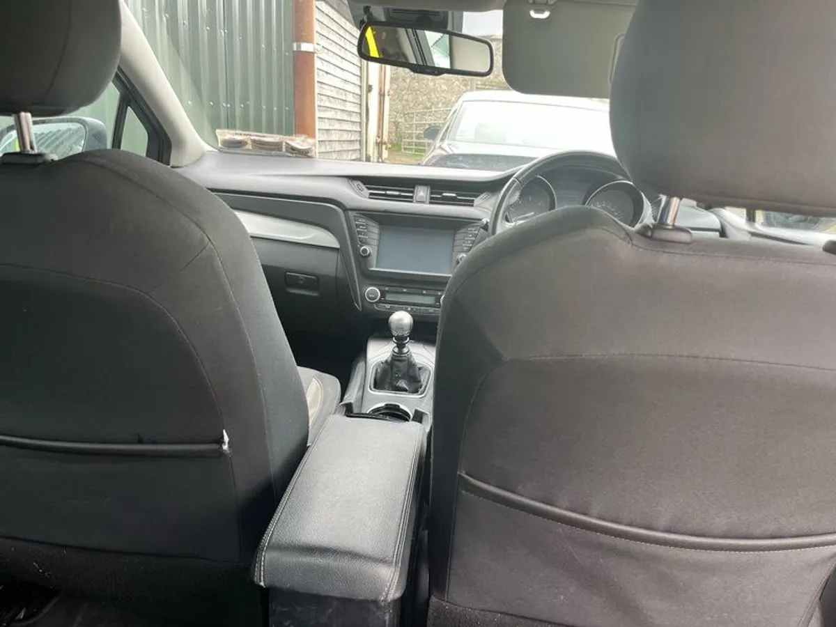 2015 Toyota Avensis - Image 4