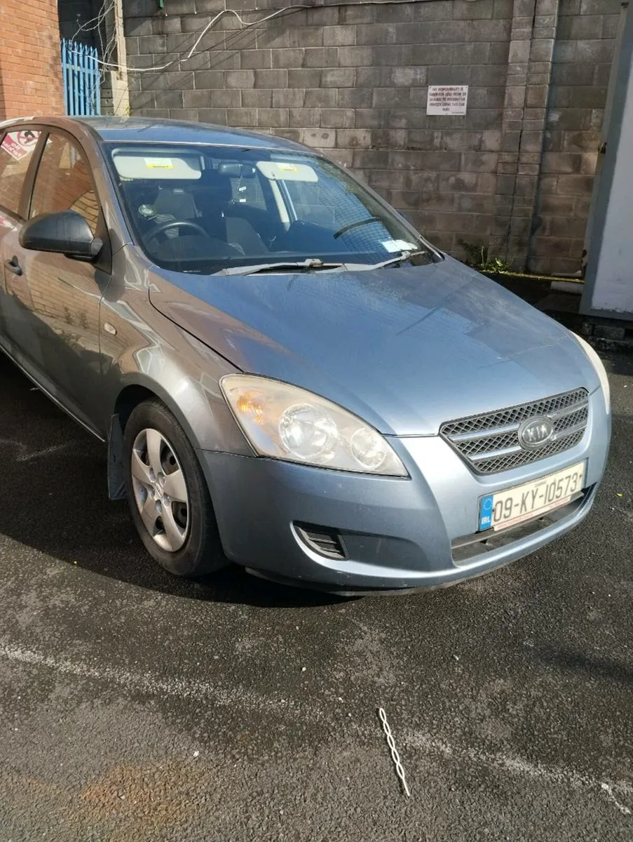Car - Image 2