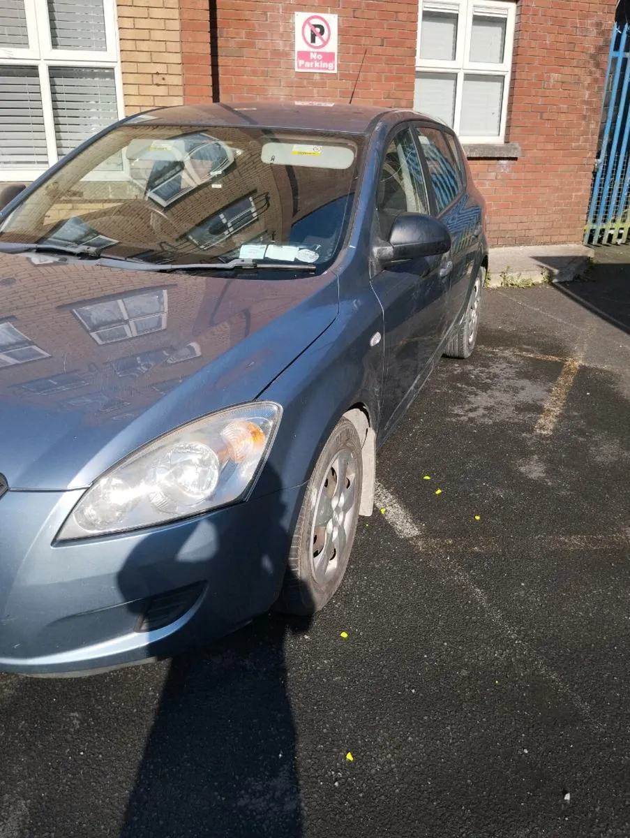 Car - Image 3