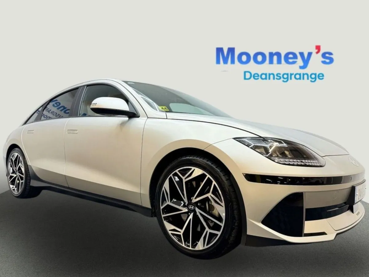 Hyundai Ioniq 6 Ioniq 6 Signature 53 kW  Upgraded - Image 4