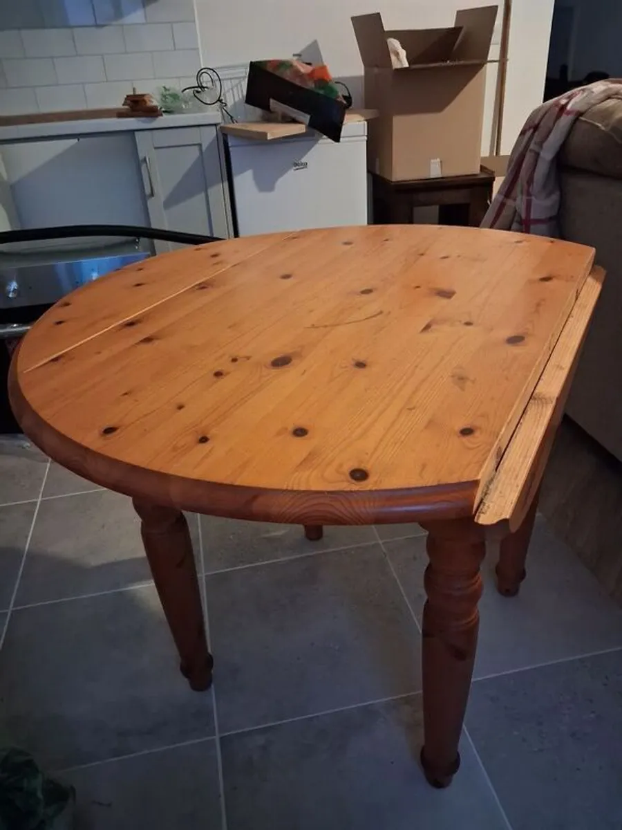 Round Drop Leaf Table - Image 2