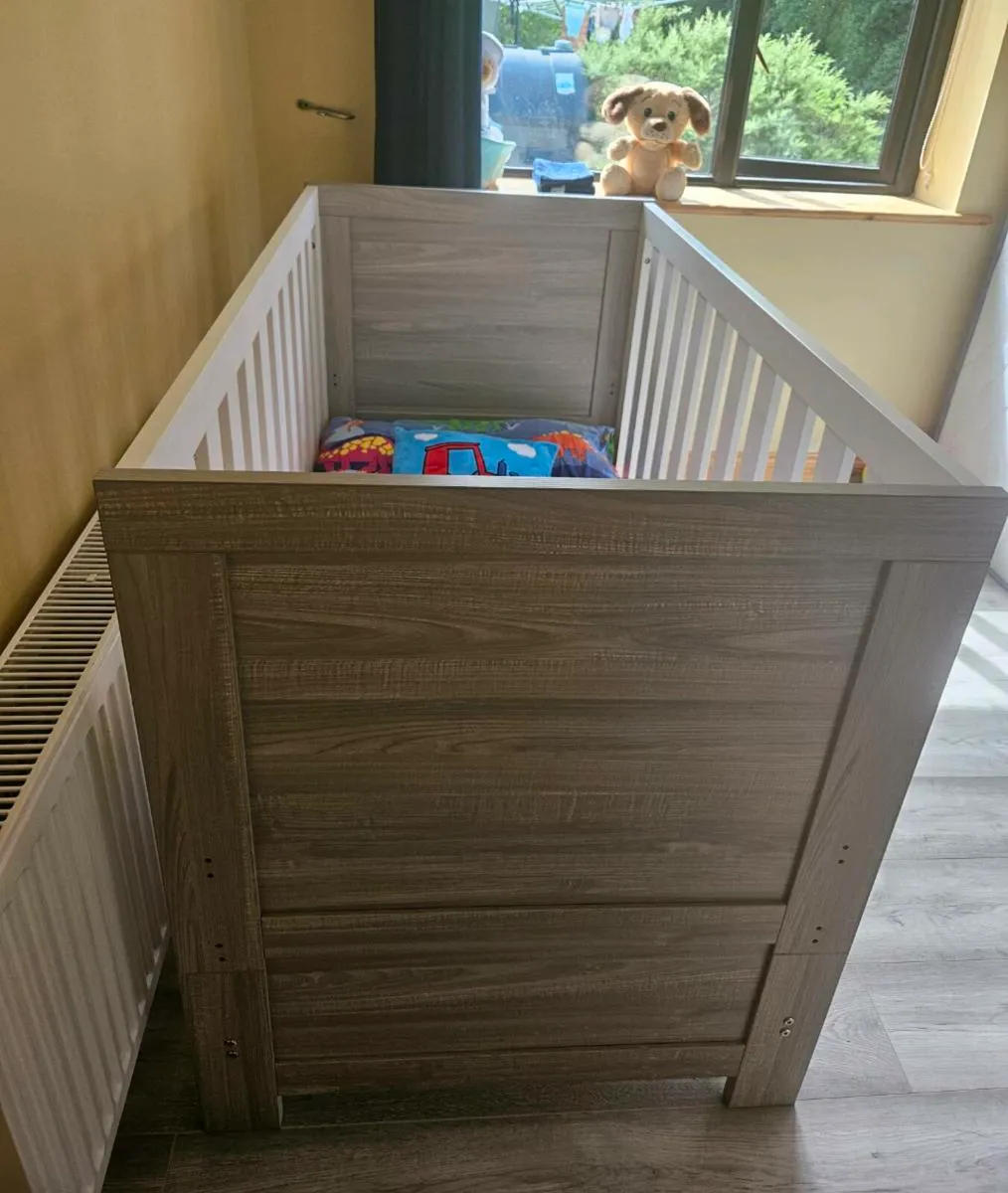 Cot - Image 2