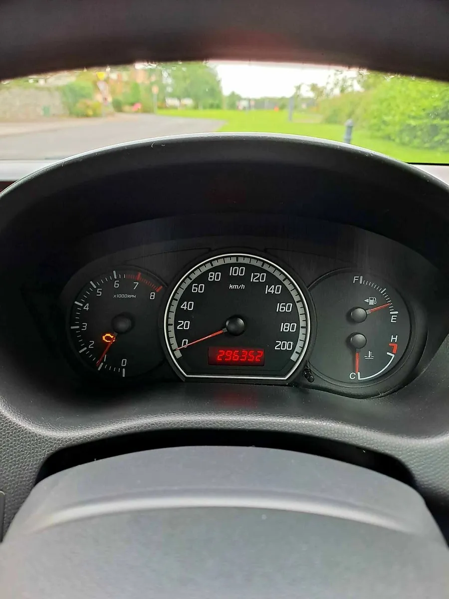Suzuki Swift 2007 - Image 4
