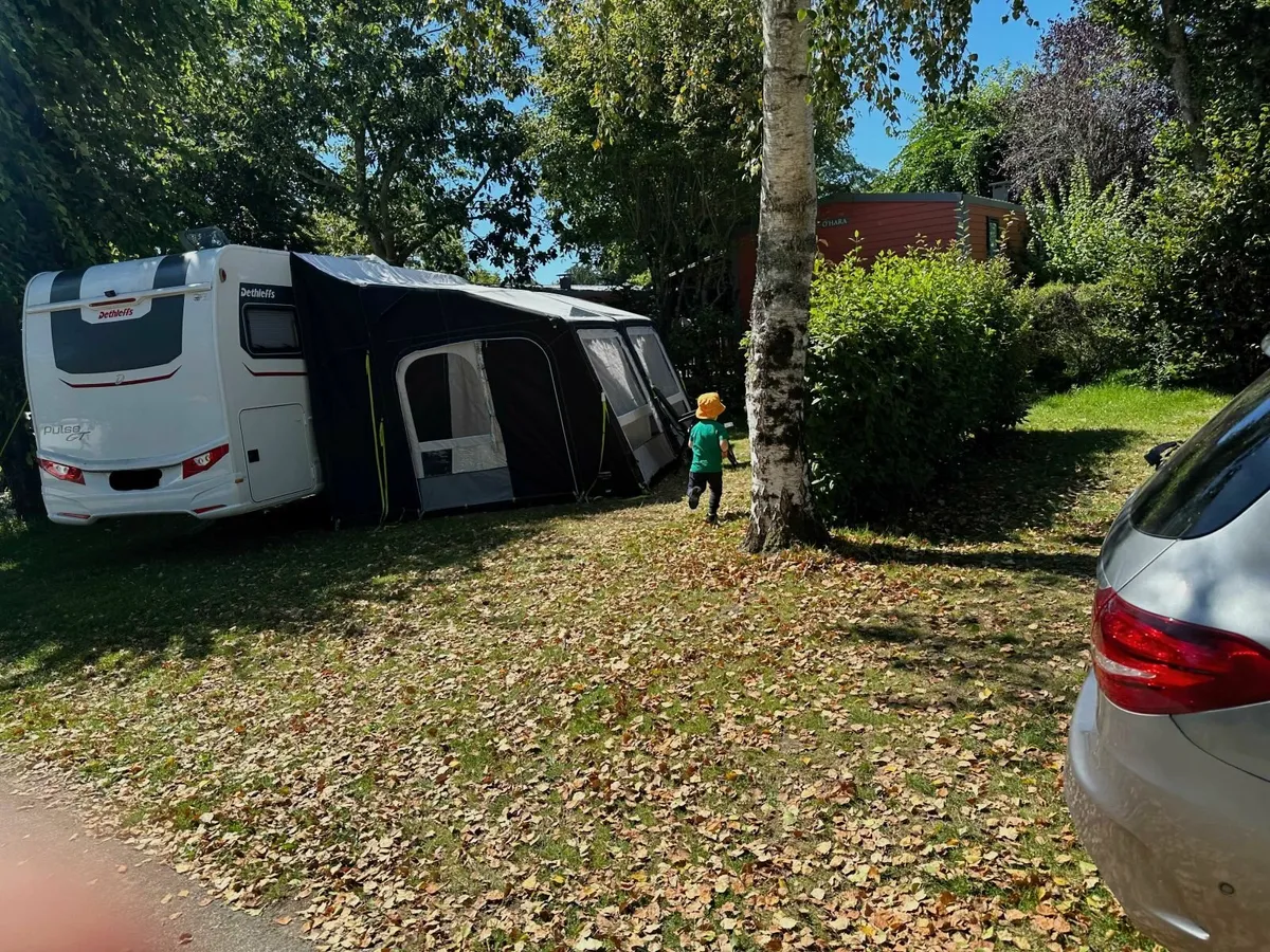 Motorhome Awning Dometic RallyAIRPro 390 DriveAway - Image 1