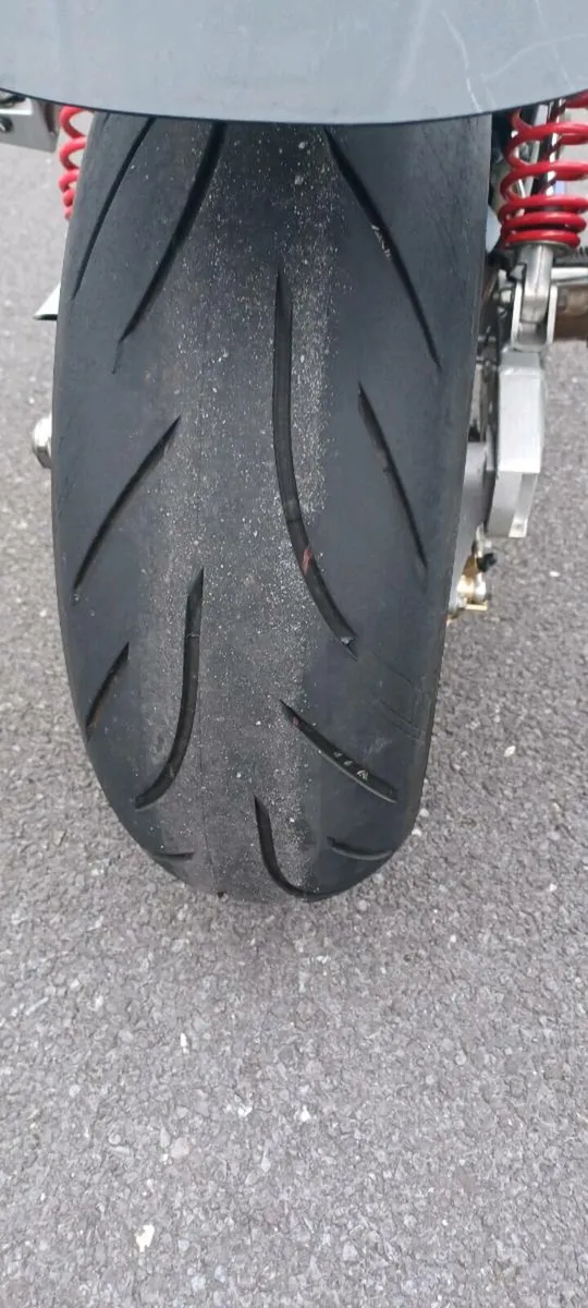 Motorcycle - Image 3