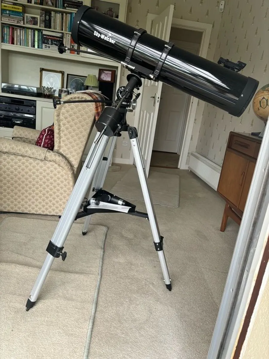 Sky-Watcher BK 1309 EQ2 telescope - Image 1