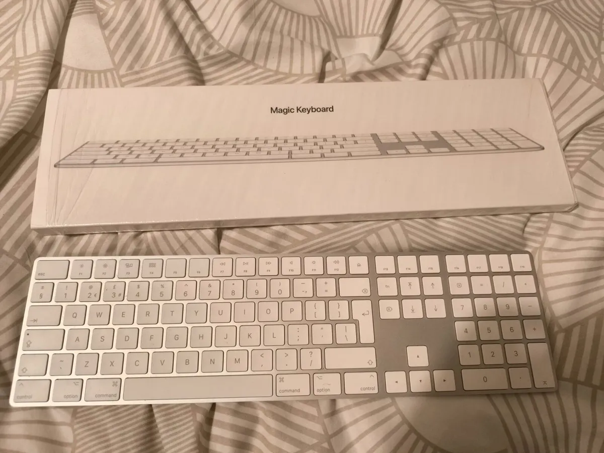 Keyboard and mice - Image 1