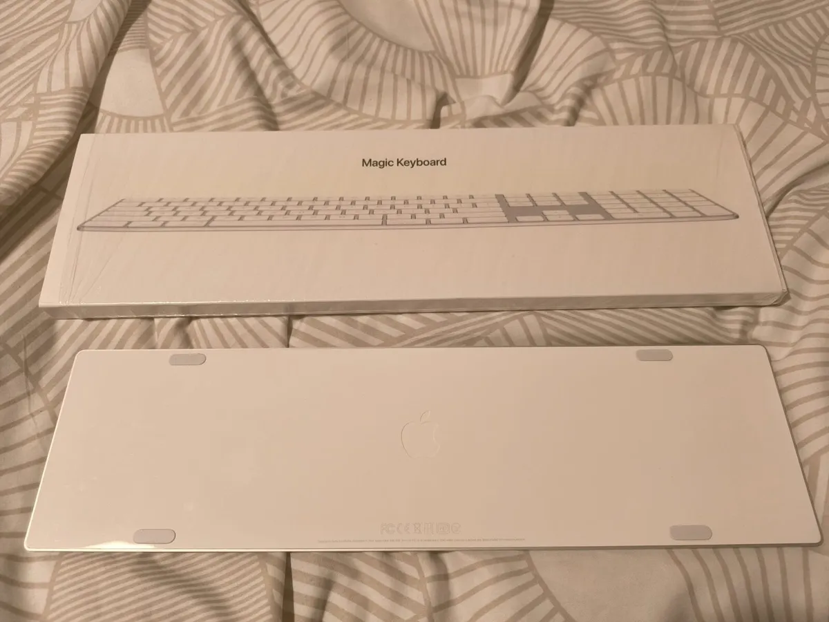 Keyboard and mice - Image 2