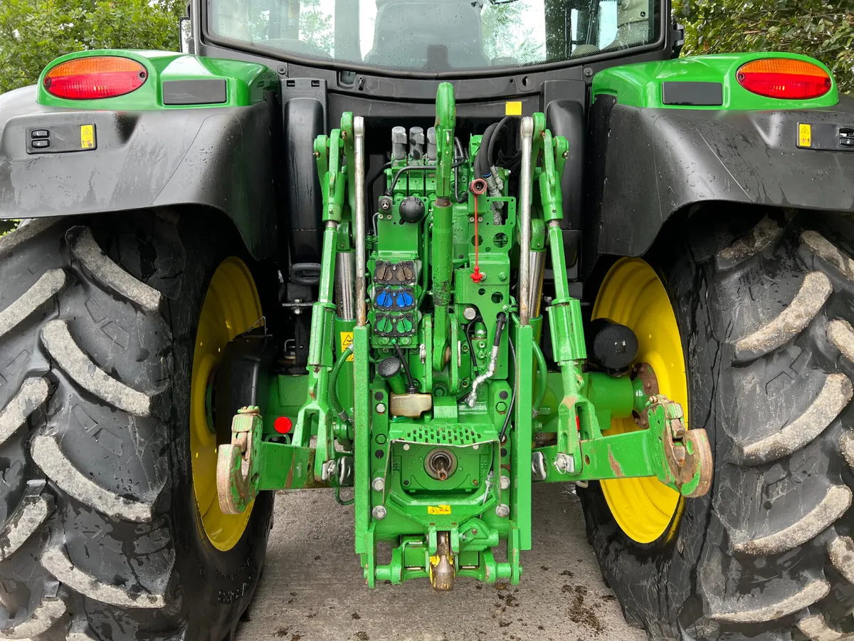 John Deere 6120R - Image 4