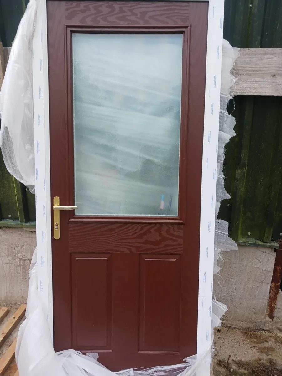 Compeside  doors  brand new  different  sizes - Image 1