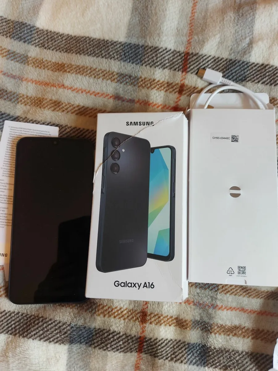 Phone - Image 1