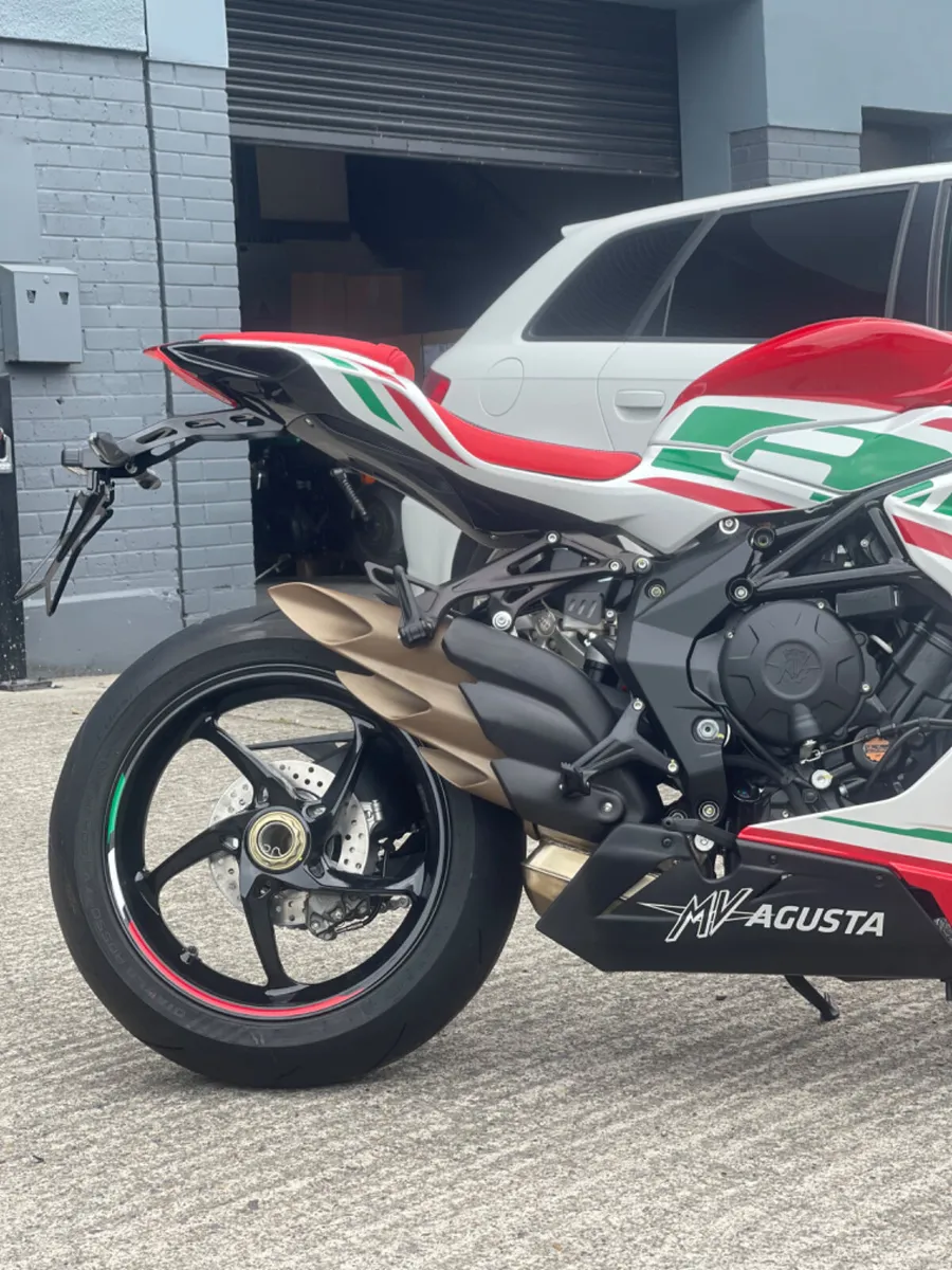 2025 MV Agusta F3RC Limited Edition - Image 3