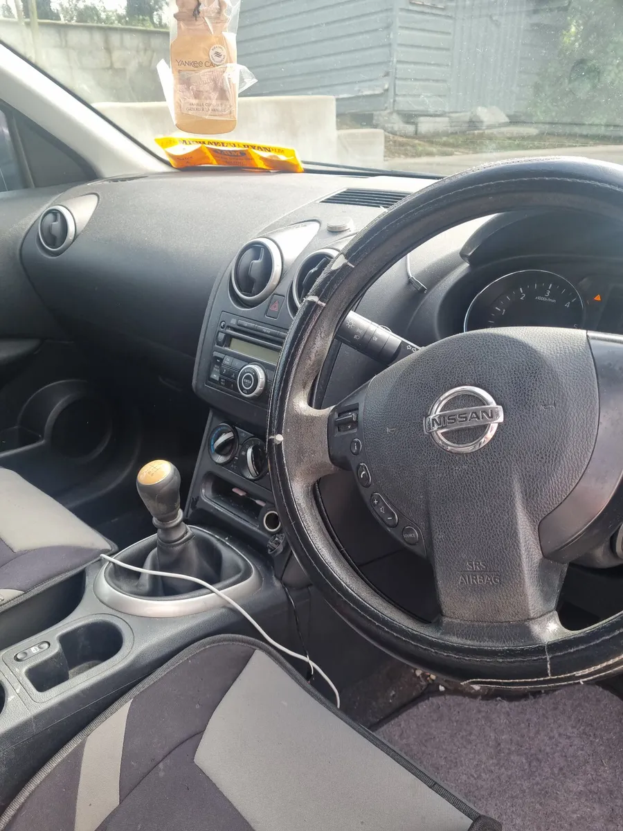 Nissan Qashqai 2011 - Image 3