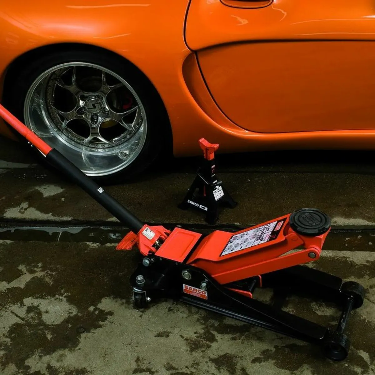 Bahco BH13000 Extra Compact Trolley Jack 3 Tonne - Image 1