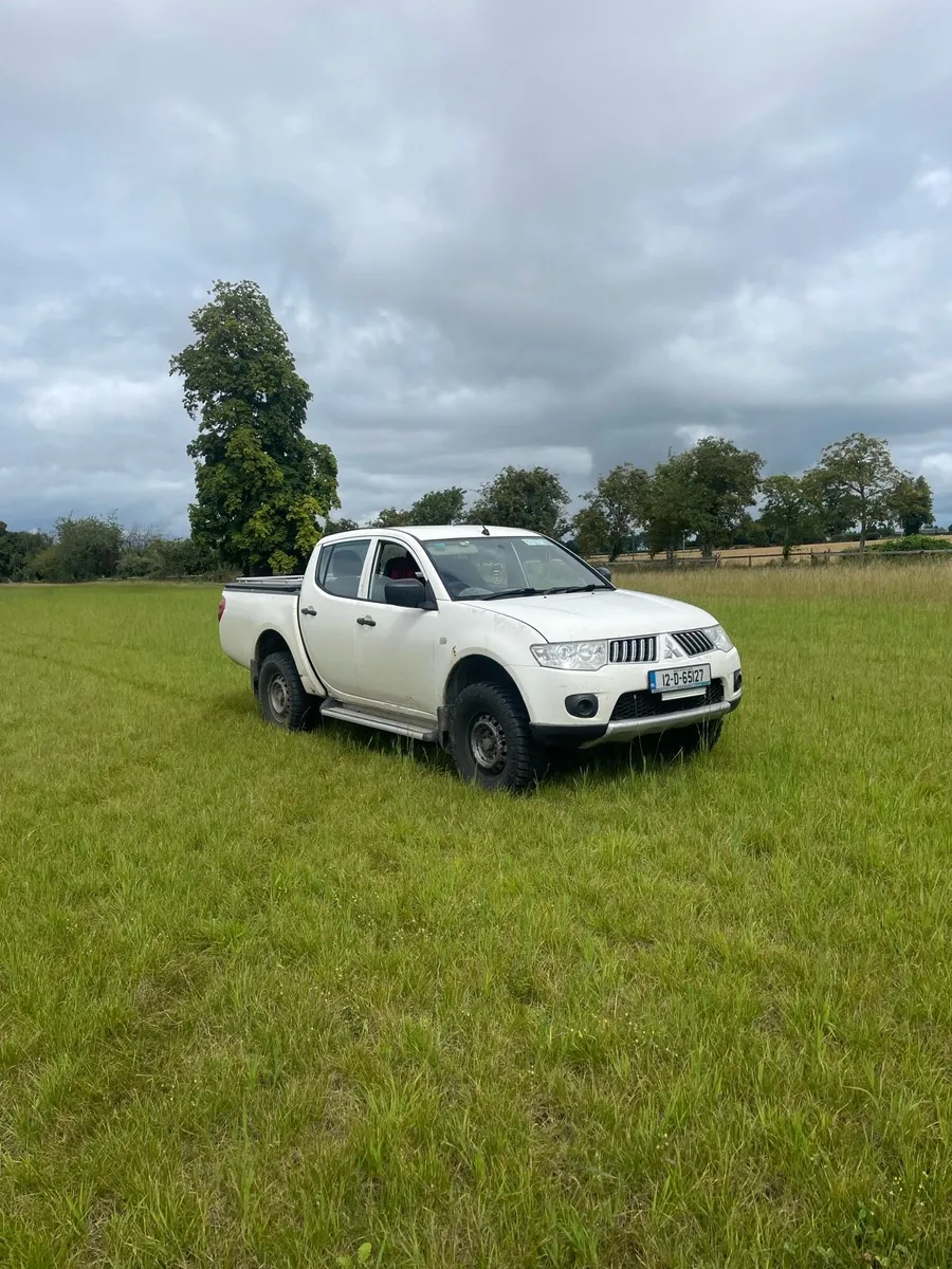 Mitsubishi l200 - Image 1