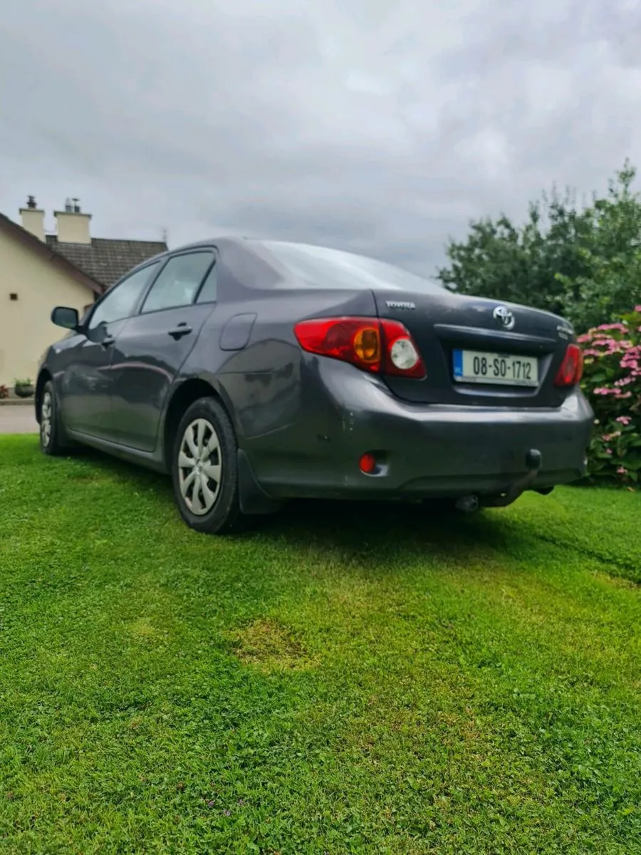 Toyota Corolla - Image 2