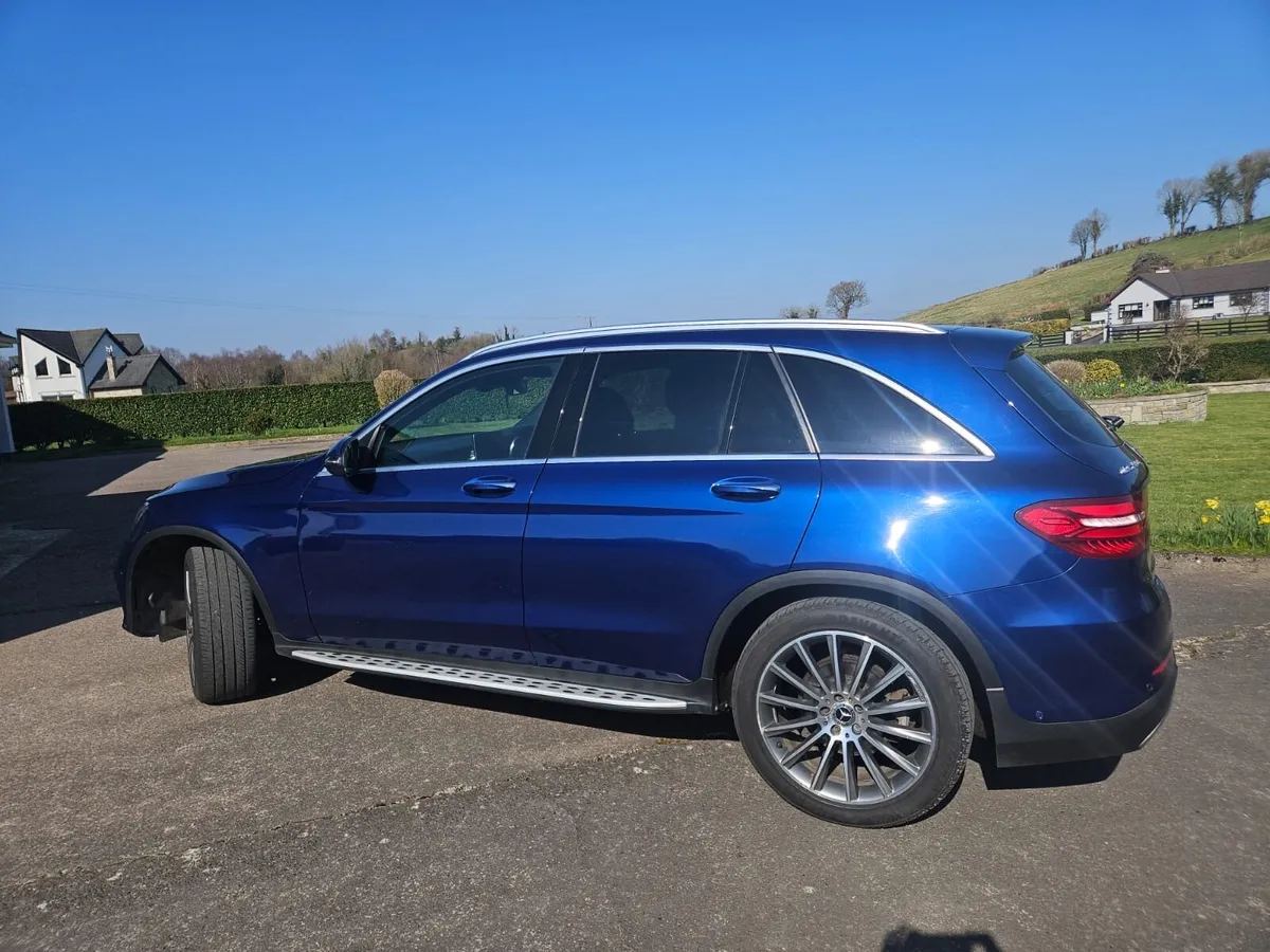 Mercedes GLC Class 250d AMG Line Premium Plus - Image 4