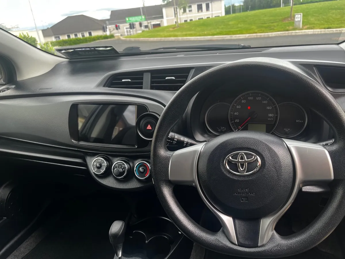 Toyota Vitz 2013 - Image 2