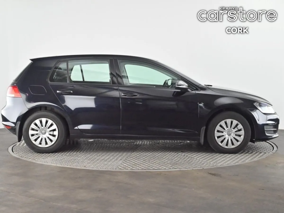 Volkswagen Golf 1.2 TSI 3DR 85hp Trendline - Image 3