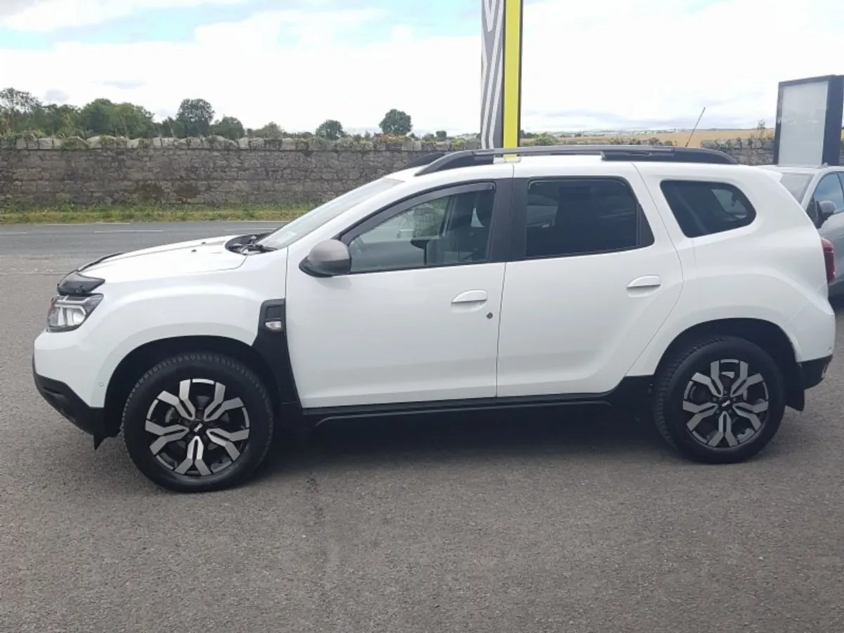 Dacia Duster 1.5 Blue dCi 115 4wd Journey - Image 4