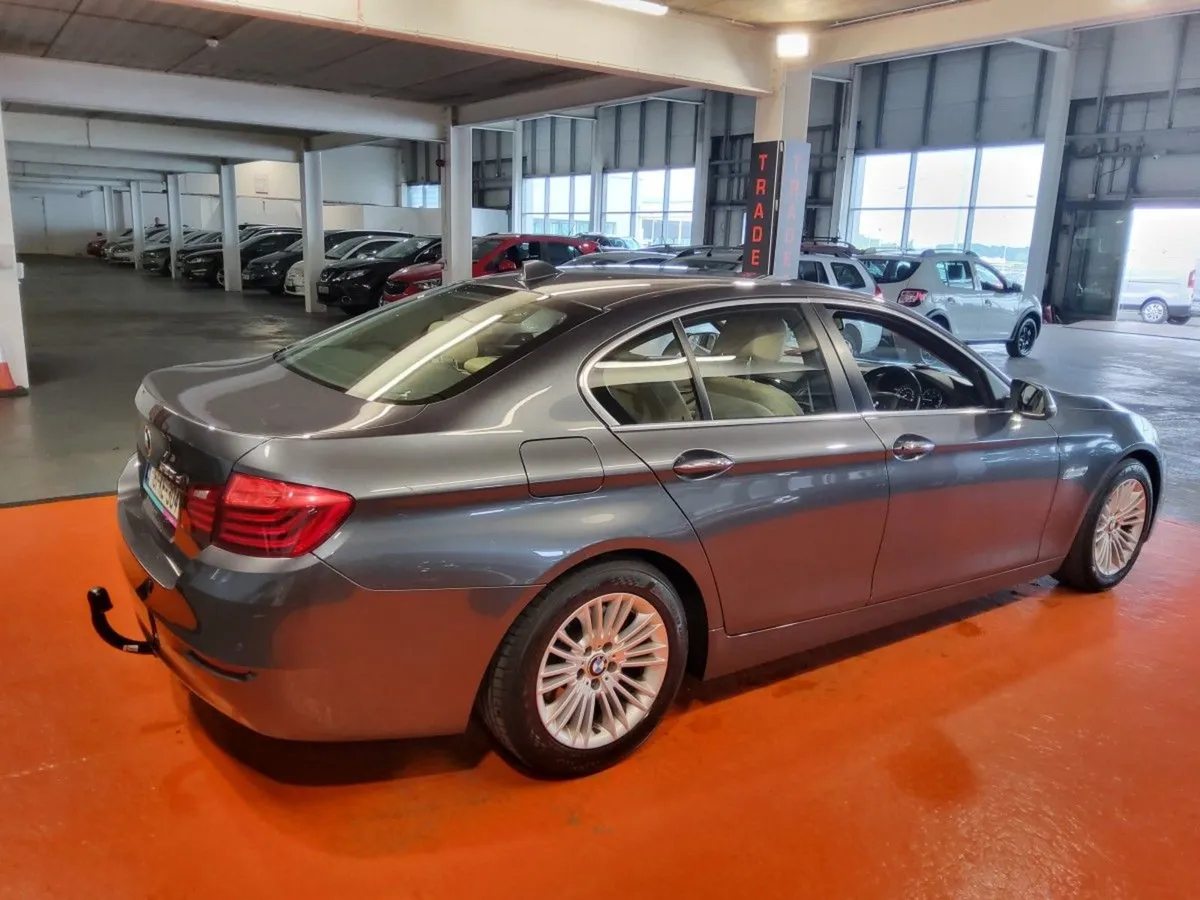 BMW 5 Series 520d SE Auto - Image 2