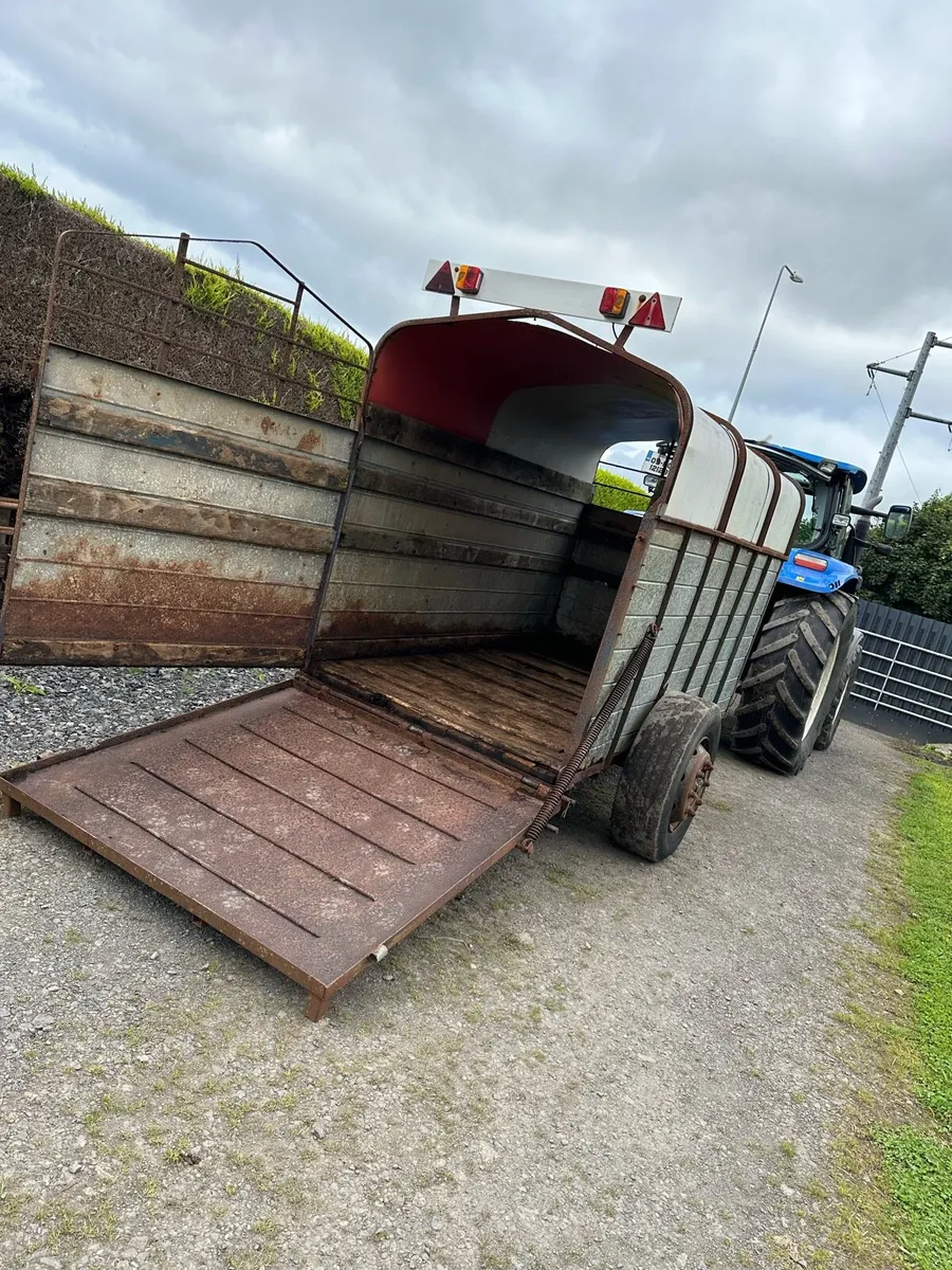 Cattle trailer - Image 3