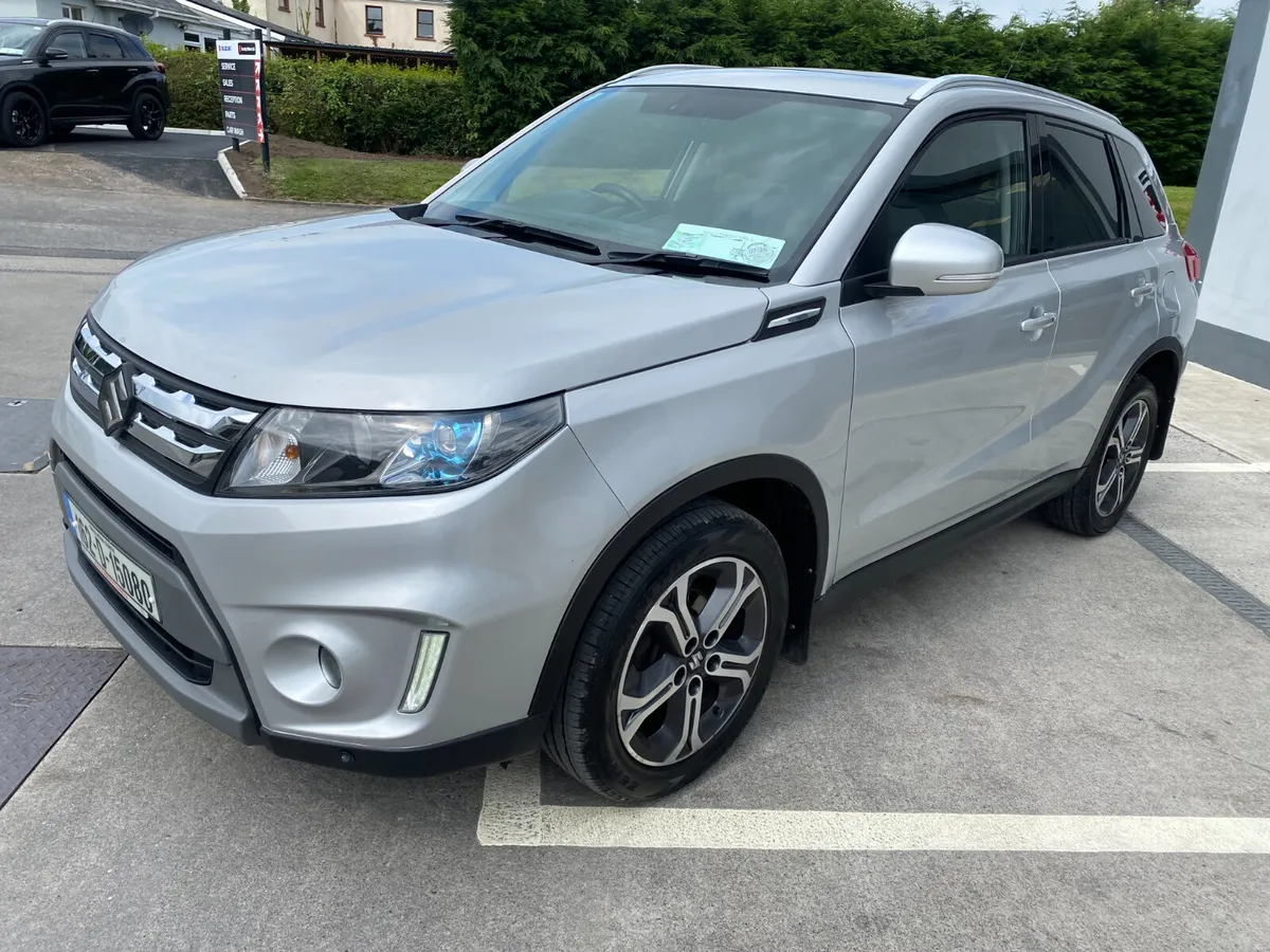 2016, Suzuki Vitara GLX. **4X4*AUTO** - Image 3