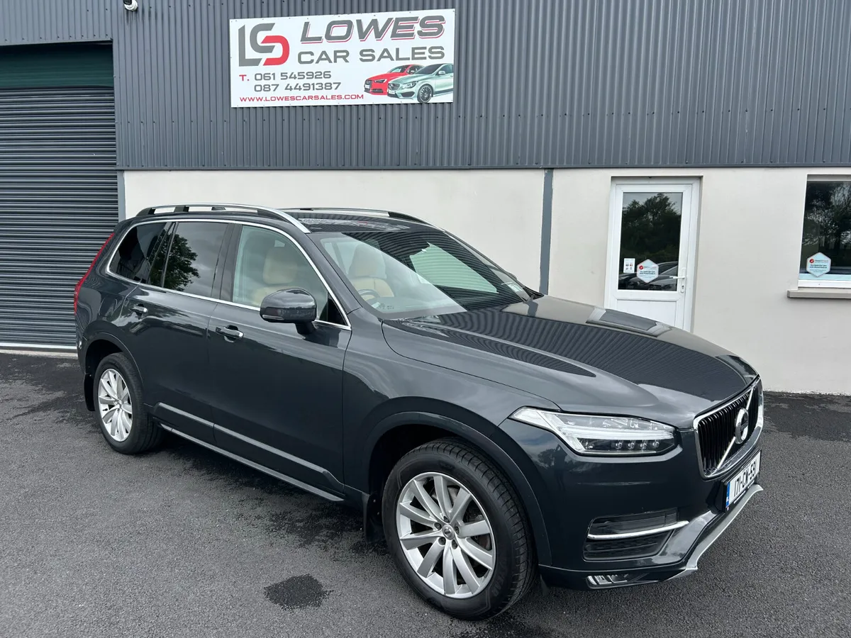 171 Volvo XC90 D4 Momentum GT Auto - Image 1