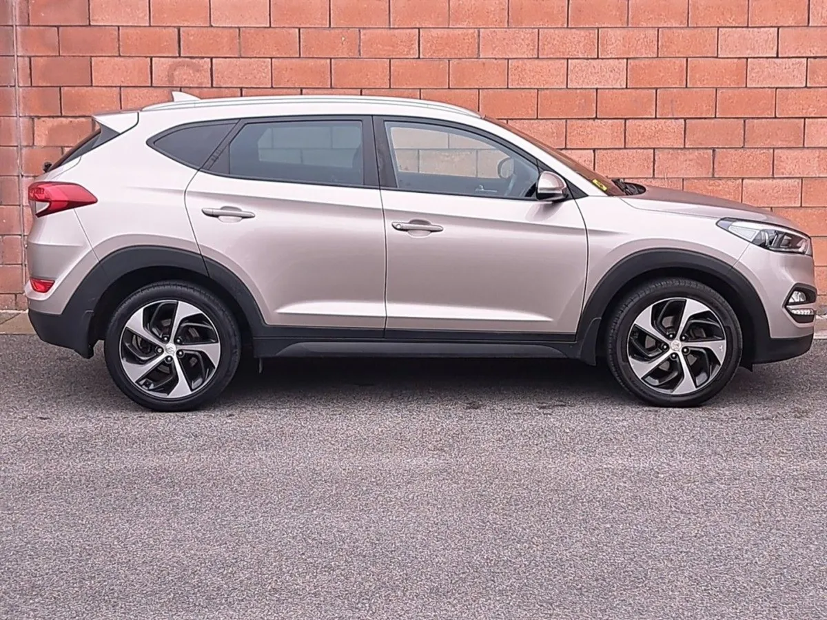 Hyundai Tucson Executive SE - Image 4