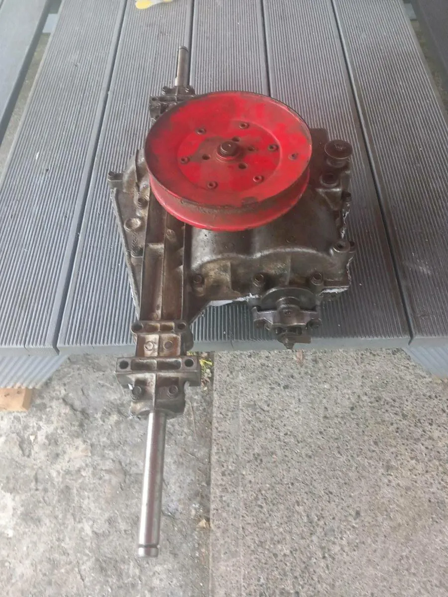 Westwood/Countax manual gearbox for sale - Image 3