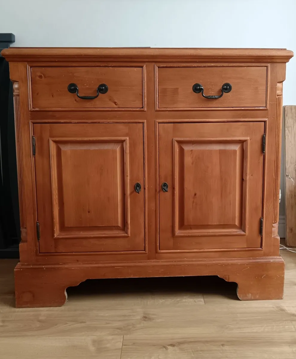 Solid wood sideboard - Image 2