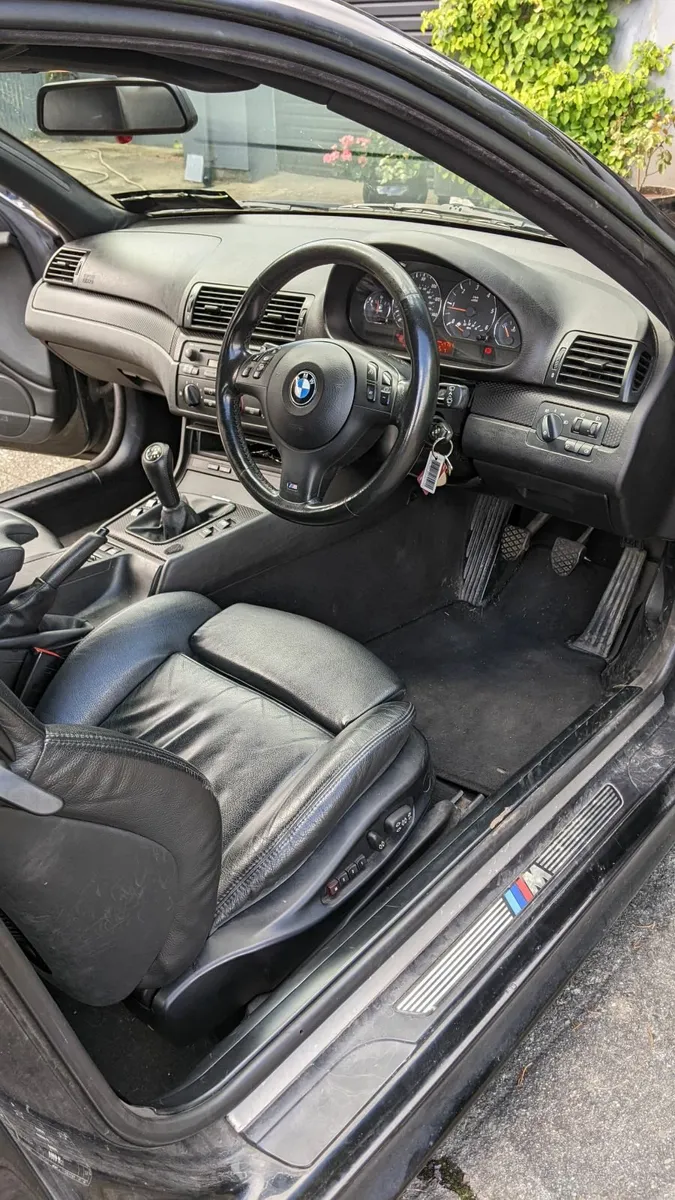 BMW 3-Series 2006 2-Door Sports Coupe Black - Image 2