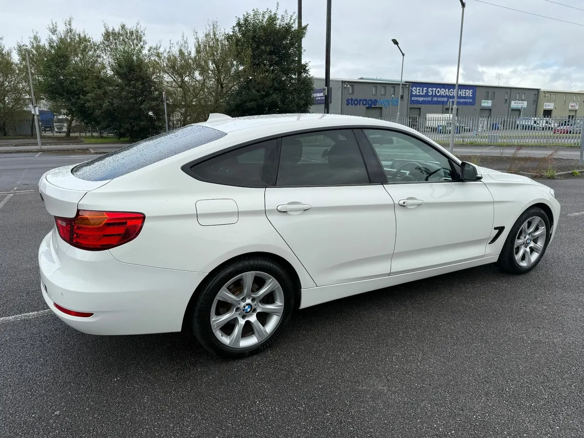 151 BMW 318  F34 D SE GRAND TOURISMO - Image 4