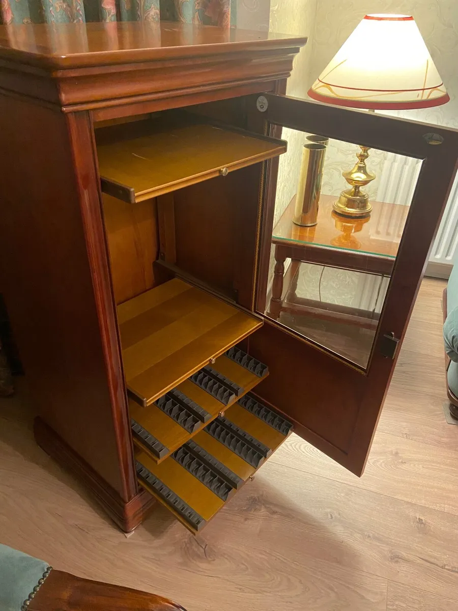 Beechwood unit - Image 2
