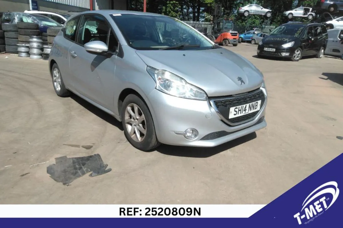 2014 PEUGEOT 208 BREAKING FOR PARTS - Image 1