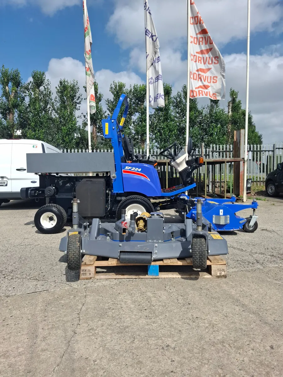 Iseki SF224 Used Out Front Mower with Two Decks - Image 4