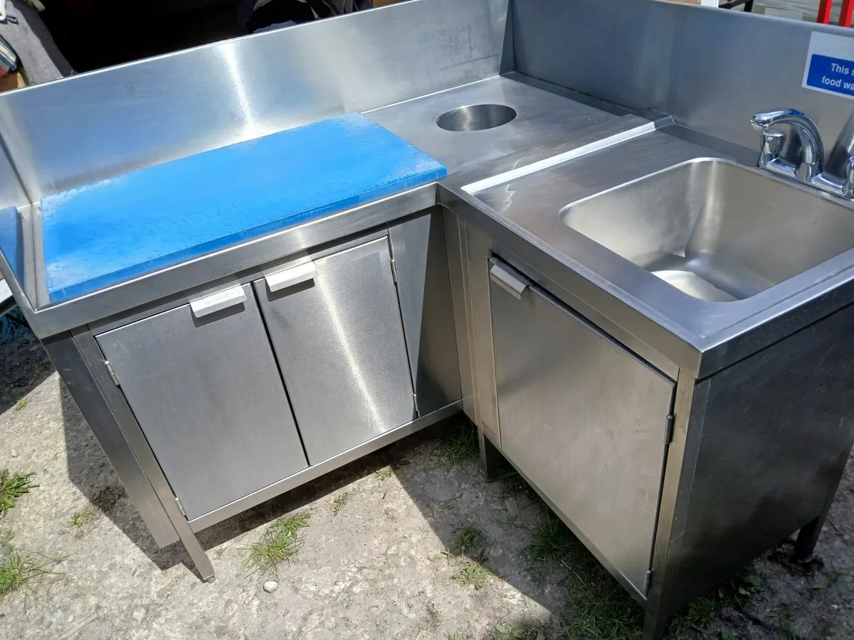 Staneless steel cabbinet  complete delivered - Image 1
